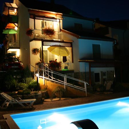 Apart Hevizi Haz Exterior photo